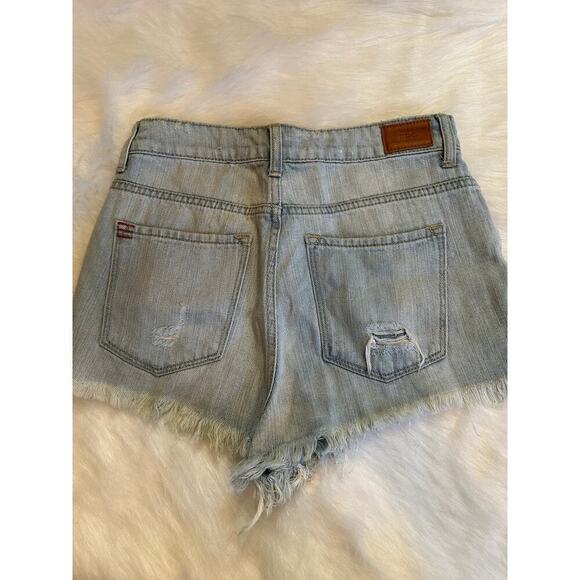 BDG Women's Size 26 Light Blue Super High Rise Cheeky Distressed Shorts‎ - Picture 5 of 5